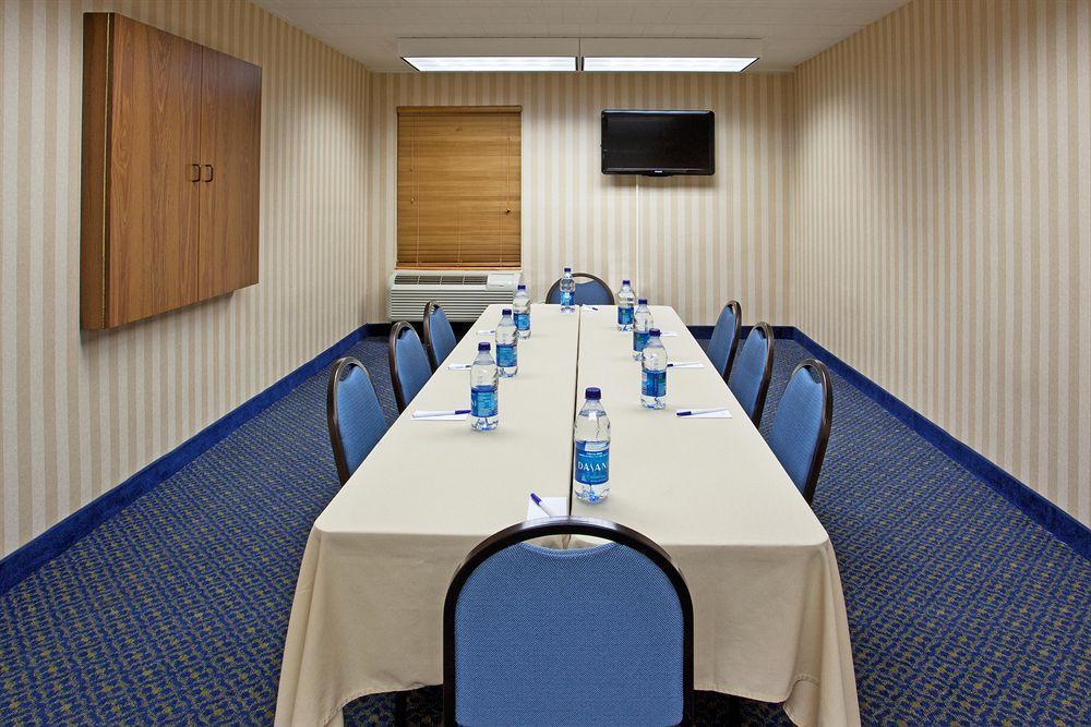 Candlewood Suites Pittsburgh-Cranberry By Ihg Cranberry Township Esterno foto
